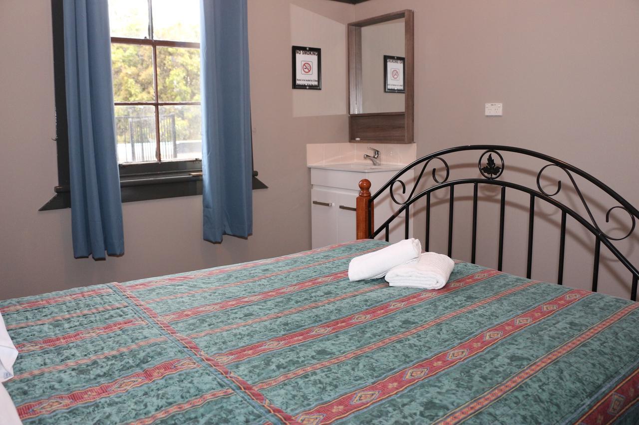 Bayview Hotel - Batemans Bay Esterno foto