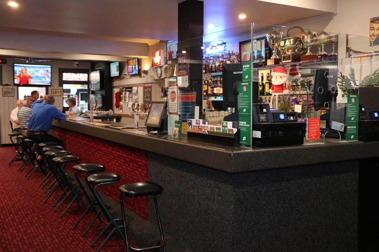 Bayview Hotel - Batemans Bay Esterno foto